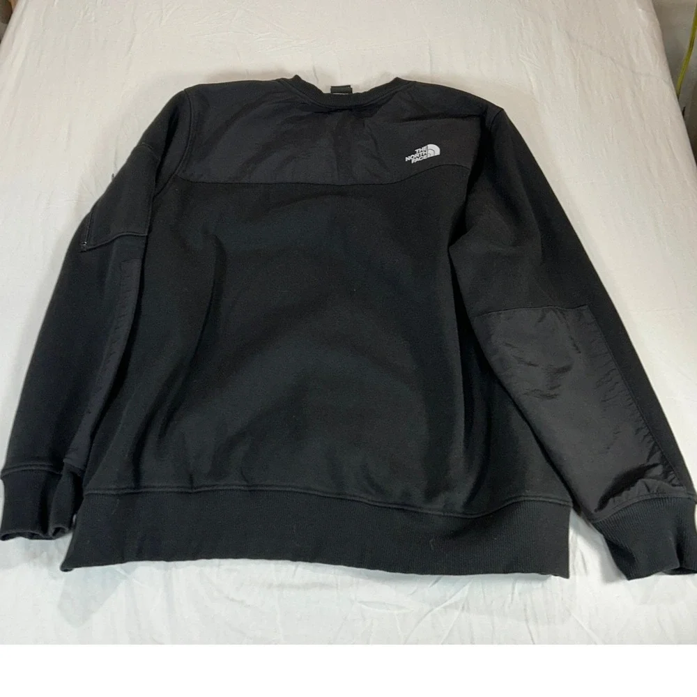 The North Face Mens XXL Black Fleece Crewneck Sweatshirt Utility Pocket